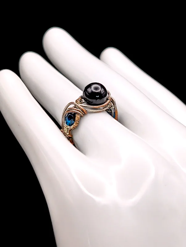 custom wedding bands for men with rubies and diamonds-Vintage Black Agate Bead Copper Wire Wrapped Bead Ring